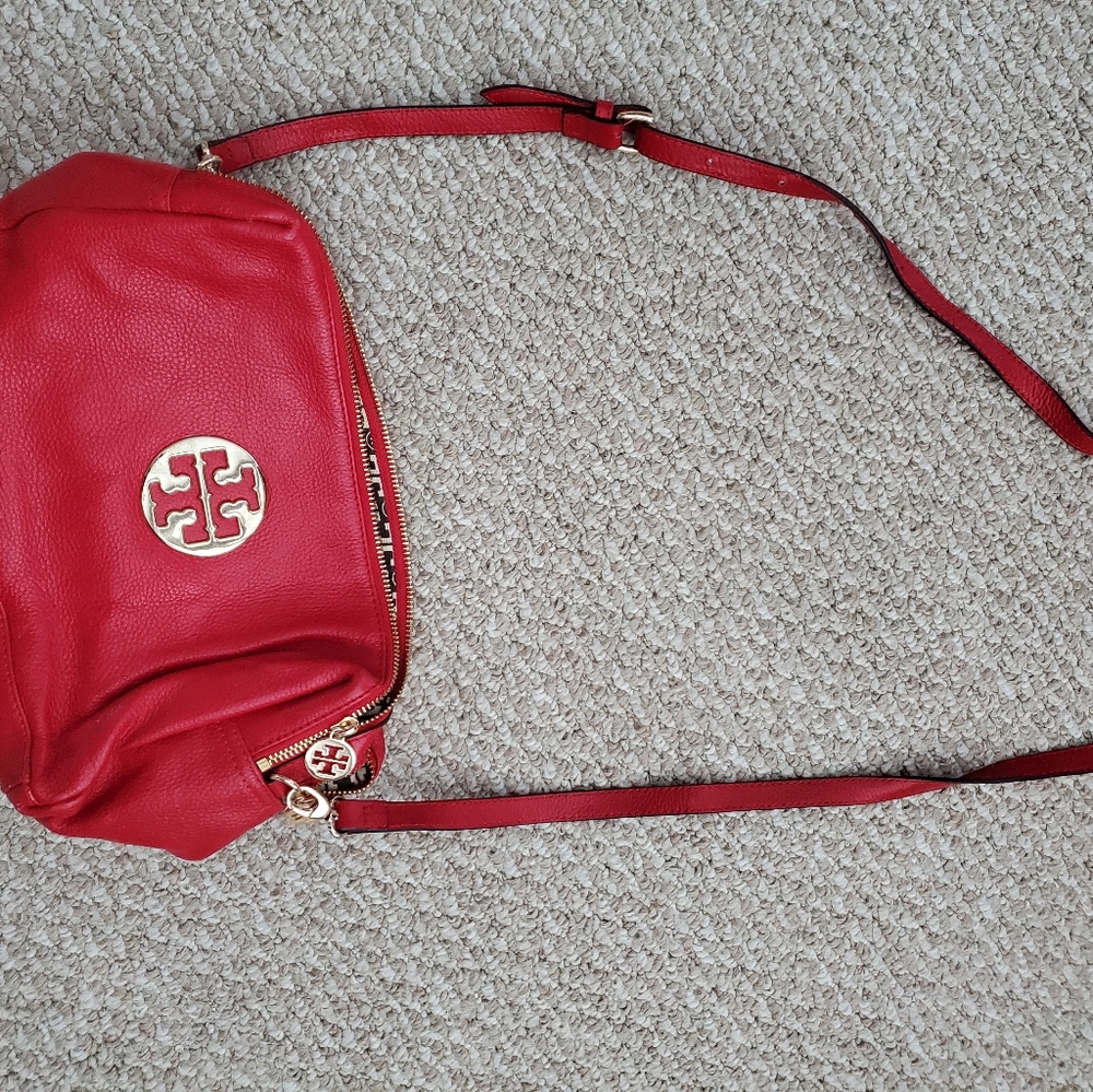 Tory Burch leather purse